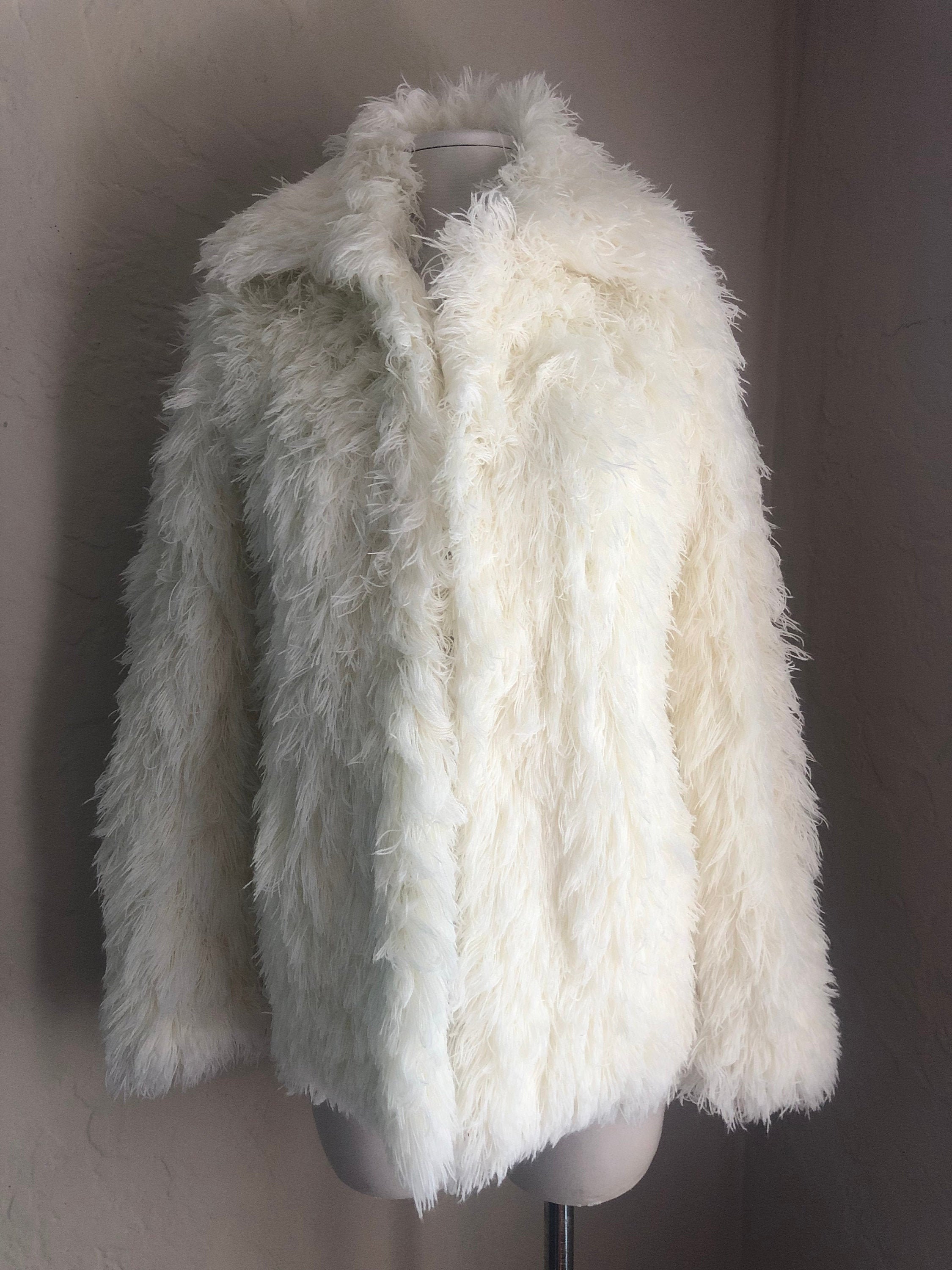Vintage 1970's off white shag faux fur coat M