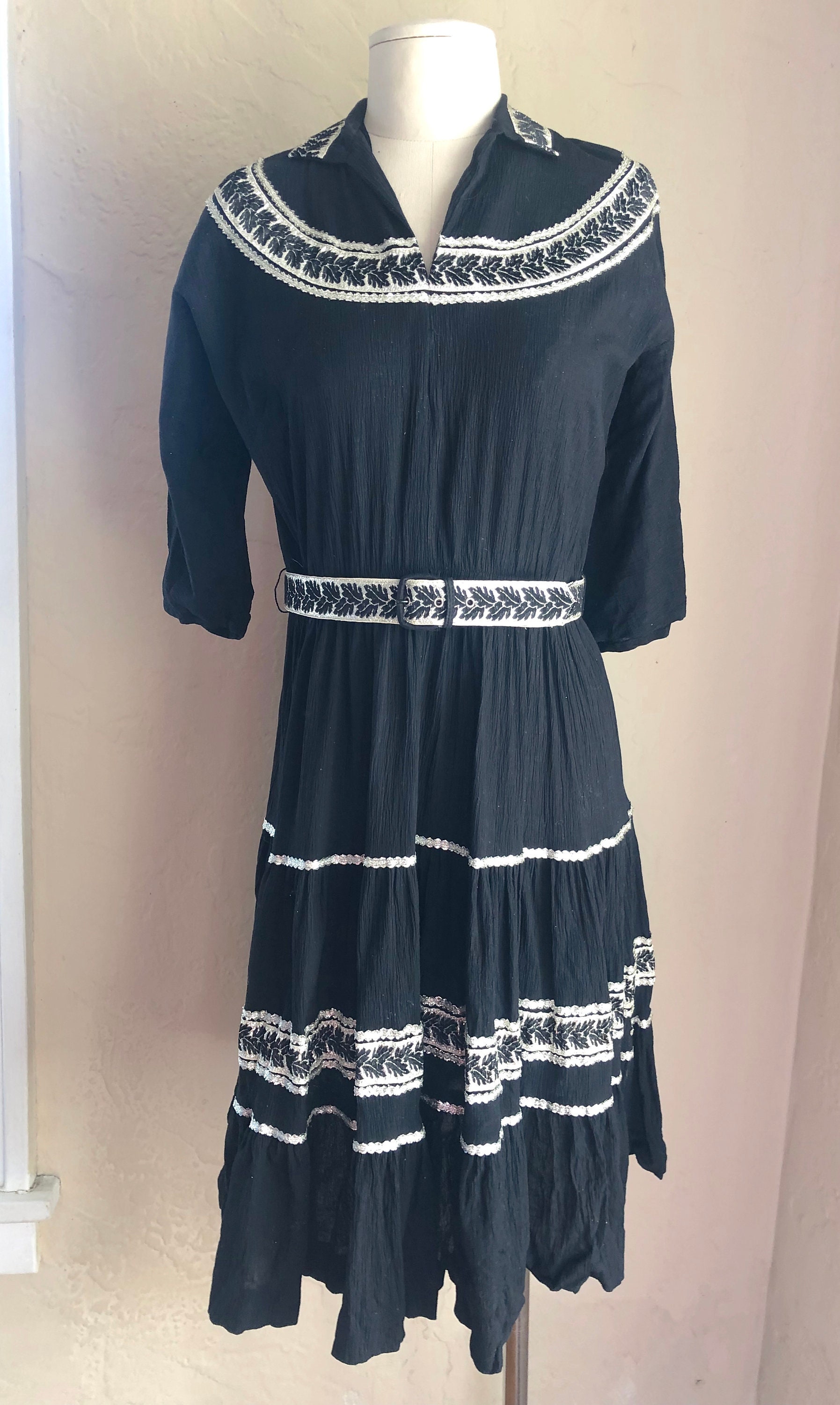 Vintage 1940's 50's black & silver belted embroidered dress L