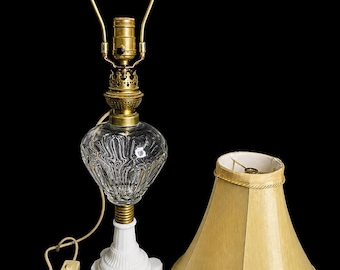 Antique Electrified Oil Lamp Milk Glass Base Clear Glass Font 3 Way Table Lamp Vintage Farmhouse Lighting