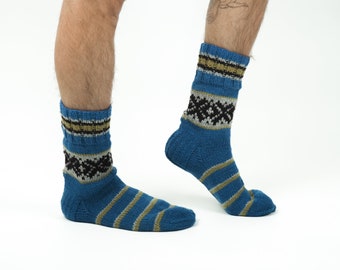 WOOL SOCKS. Men socks. Hand knitted socks. Ornamented wool socks. Blue striped socks. Great gift for men. Warm socks. Christmas present.