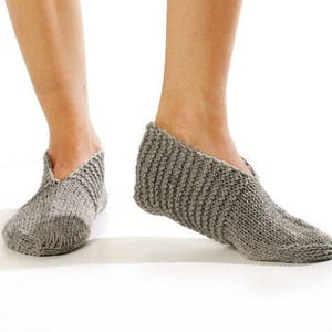 Wool slippers. Men wool slippers. Hand knitted slipper socks. Natural grey wool socks. Minimal slippers. Christmas gift. Home slippers.