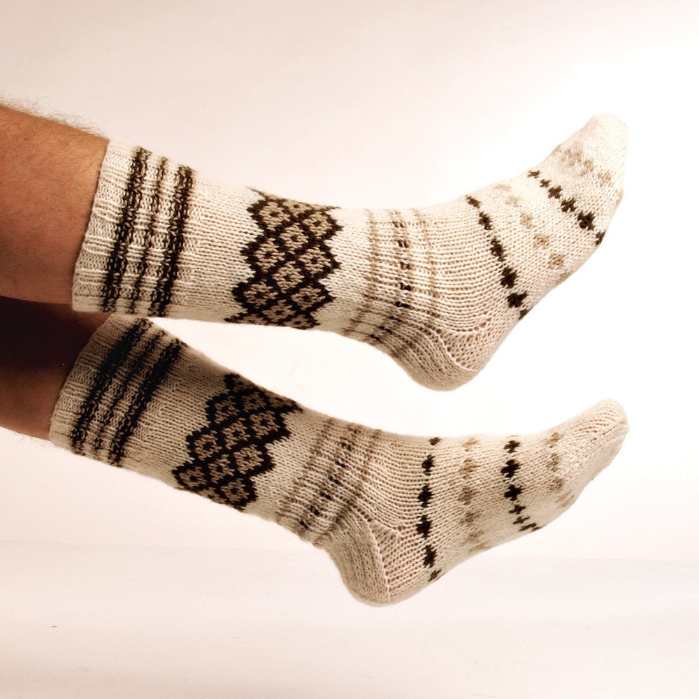 wool-socks-men-socks-hand-knitted-ornamented-socks-natural-white