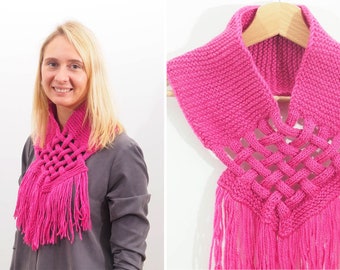 Wool knit scarf. Loop scar. Braid scarf. Pink knit scarf. Handmade chunky scarf. Winter. Great Christmas present. Eco friendly.