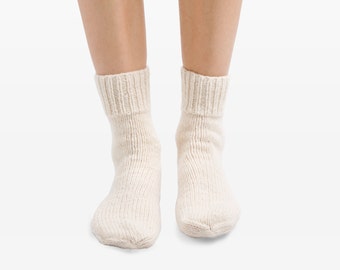 WOMAN WOOL SOCKS "Touring back roads".  Hand knitted from natural white sheep wool yarn. Great gift