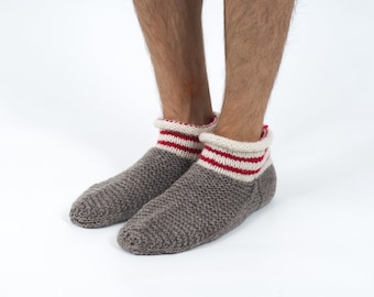 Wool slippers. Men wool slippers. Hand knitted slipper socks. Natural grey wool socks. Striped slippers. Christmas gift. Home slippers. Men
