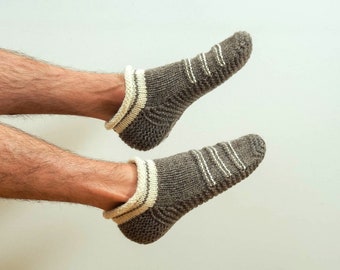 Wool slippers. Men wool slippers. Hand knitted slipper socks. Natural grey wool socks. Striped slippers. Christmas gift. Home slippers. Men