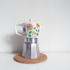 Italian porcelain coffee maker, 4 espresso cups, vintage espresso machine, kitchenware, coffee bar barista, Italian coffee lover