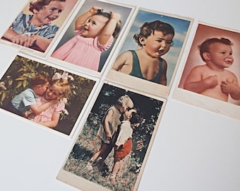 Set 6 cartoline fotografiche vintage con un bambino, bambini che si baciano, cartoline del 1970, cartoline usate, effimeri retrò