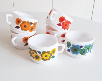 Vintage 6 big coffee cups Arcopal, French 1970 mugs, 70s tableware, Lotus design, floral pattern, milkglass, Pyrex Kitchenware