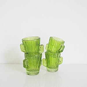 Green cactus shot glasses, 4 Tequilla glasses, bar and cocktail, fun glassware, Mexico, Southwest, cactus glasses, barware