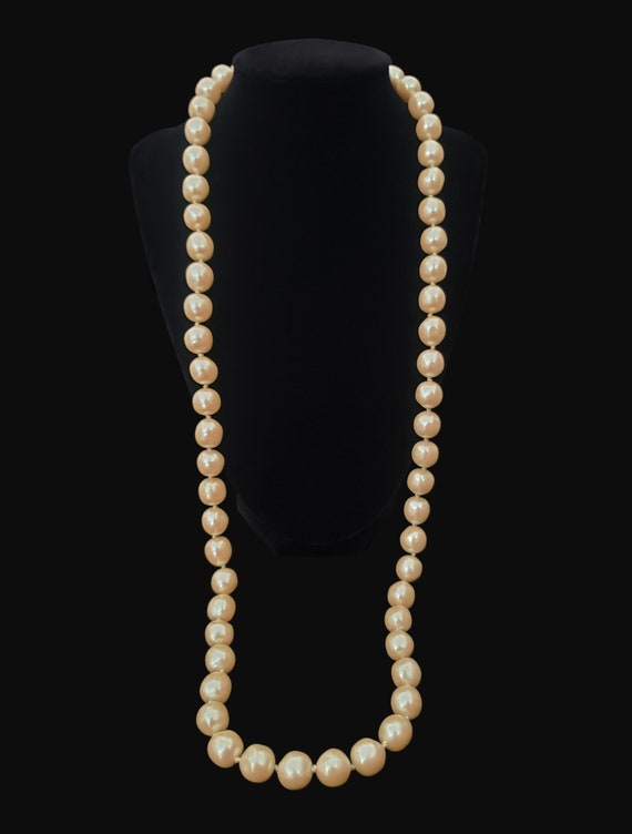 1980s Long Faux Pearl Necklace | 80s Vintage Long… - image 4