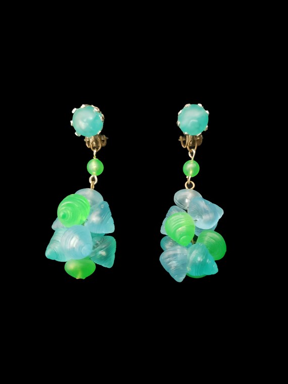 1960s Turquoise and Green Seashell Beaded Cluster… - image 2