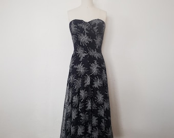 Vintage 90s Carmen Marc Valvo Black Fit & Flare Midi Dress - Small | Retro  Sleeveless Cotton Linen Crochet Button Front Party Sundress - Etsy