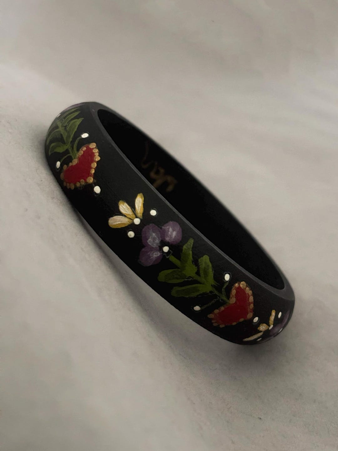 Early 2000s Black Hand Painted Wood Bangle | 2003 Y2k Vintage Hearts ...