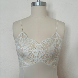 Bodice front view of 2000s y2k vintage new with tags white georgette and lace sheer floor length nightgown with train by Jane Woolrich, size extra small to small.