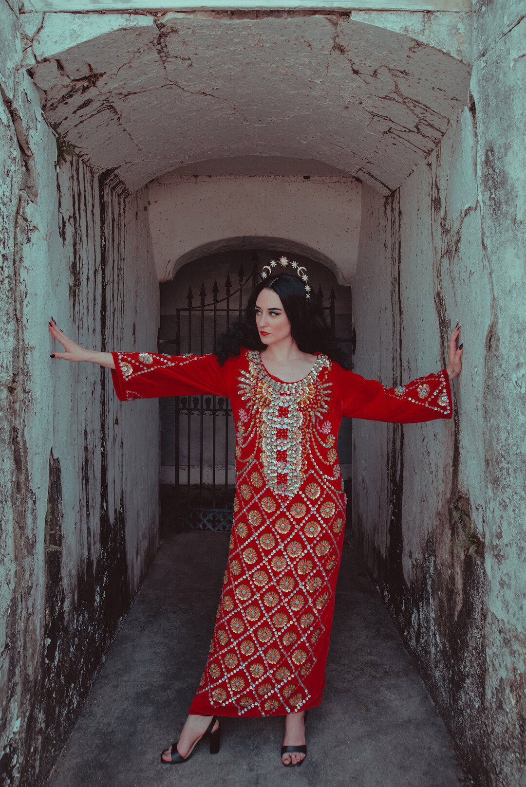 Lovely 1960s Red & White Print Indian Cotton Caftan Dress