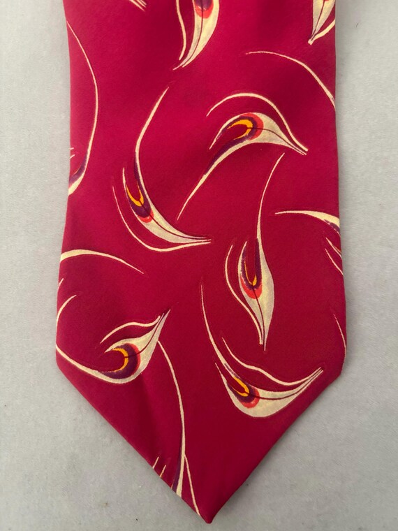 1980s Abstract Feather Printed Raspberry Tie by G… - image 5