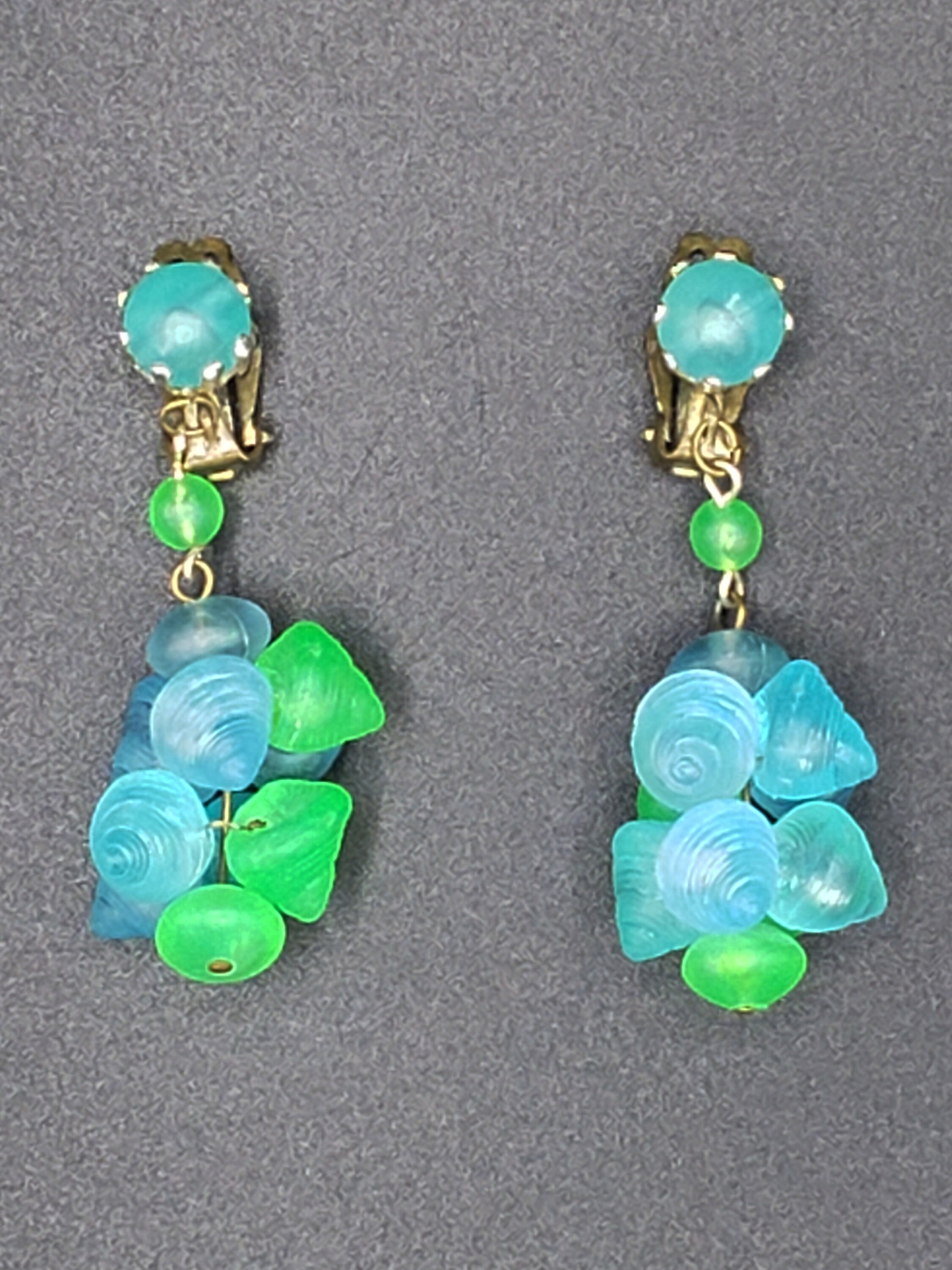 1960s Turquoise and Green Earrings 60s Vintage Plastic Bead - Etsy