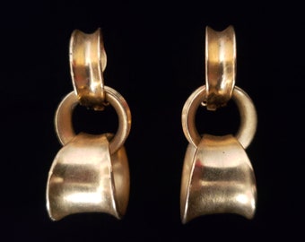 1990s Gold Tone Multi Hoop Clip-on Earrings | 90s Vintage Large Interlocking Rings Drop Earrings