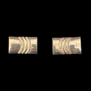 1950s Gold Tone Rectangular Cuff Links | 50s Vintage Scroll Embossed Cufflinks