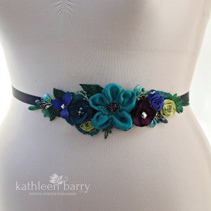 Pfau Hochzeitskleid Schärpe Gürtel - floral mit Spitze - Teal, Indigo, Smaragdgrün - Sonderfarben erhältlich