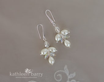 Ivory bridal pearl & crystal earrings -  silver plated - Nickle free wedding jewelry - chandelier dangle earrings STYLE: Tamara