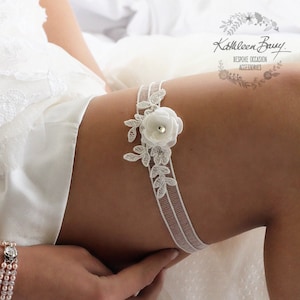 Garter ivory with flower detail and lace - floral bridal garter color options available, wedding accessories STYLE: Melanie