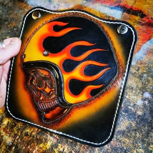 Cartera de cadena de cuero hecha a mano Cartera de motociclista Calavera Llamas Vieja escuela Harley de alta resistencia Trabajos de cuero personalizados