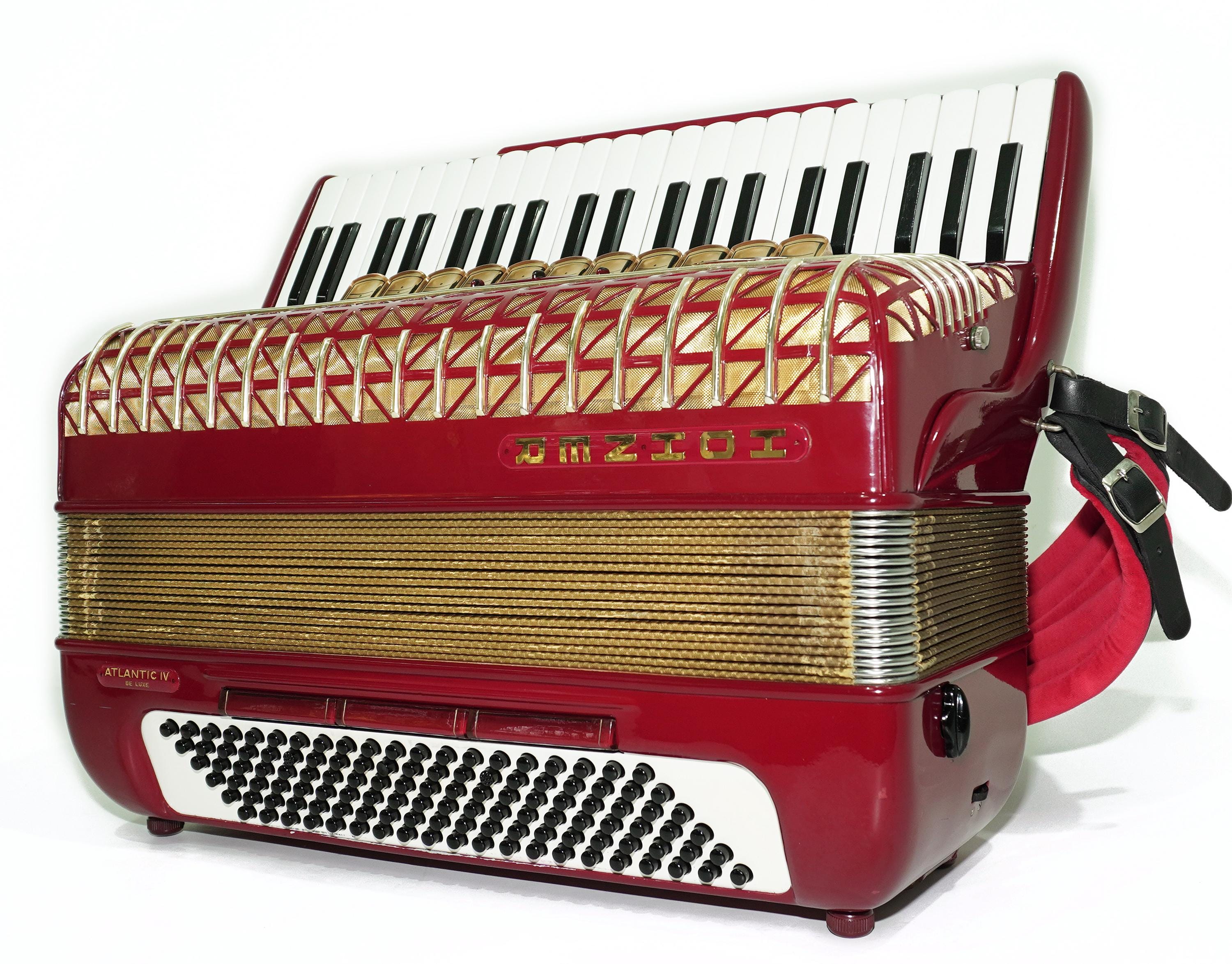 ホーナー Atlantic IV De Luxe（120ベース）アコーディオン Hohner Atlantic IV De Luxe ピアノアコーディオン 120ベース、ドイツ