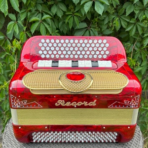 Gran Acordeón de Botones Record C Griff, 123 Botones Bajos, hecho en Italia, Correas Nuevas y Estuche Rígido Original, Acordeón Bayan, ¡Sonido Maravilloso!