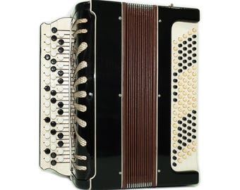 Vintage Lignatone Delicia Melodia V Piano Accordion, Made in