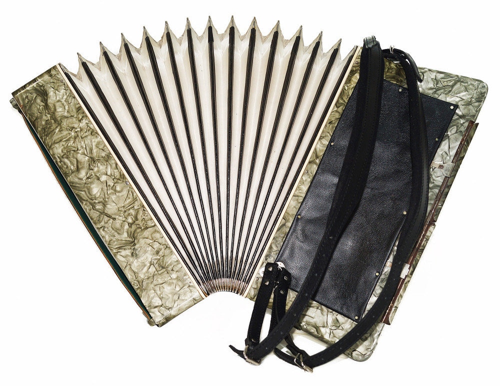 【音出し確認済】HOMKA ボタンアコーディオン 旧ソ連　U.S.S.R.製 音出し確認済】HOMKA ボタンアコーディオン 旧ソ連 U.S.S.R.製