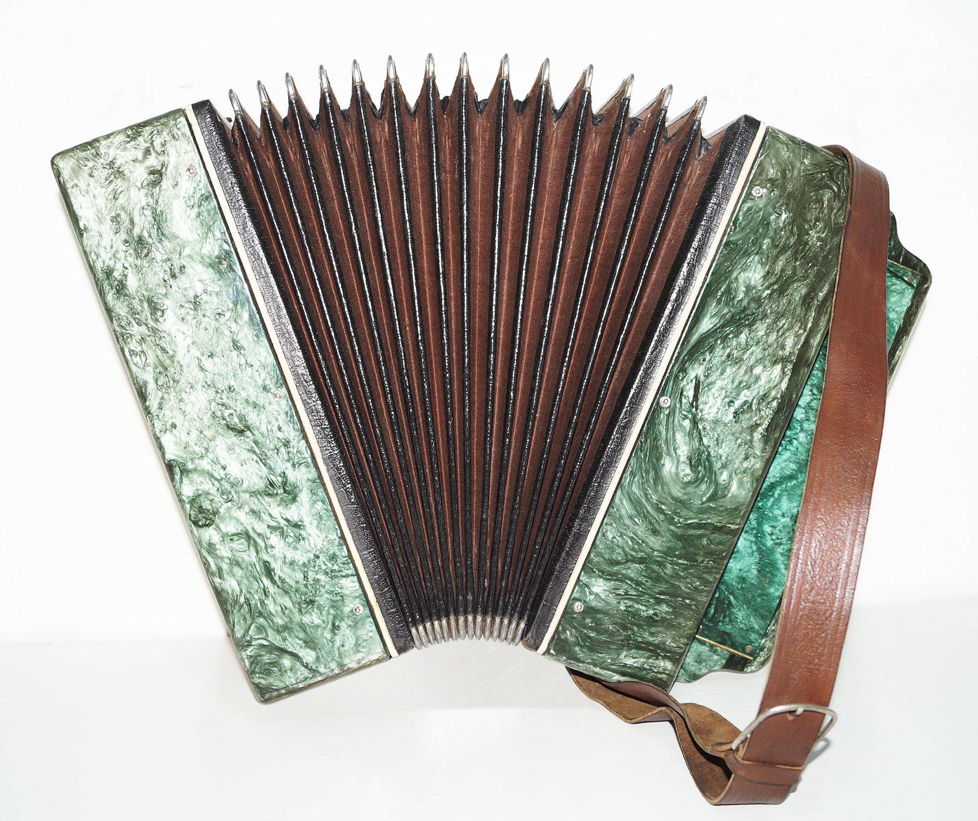 フォーク バヤン ガルモン ウクライナ、ビンテージ ボタン