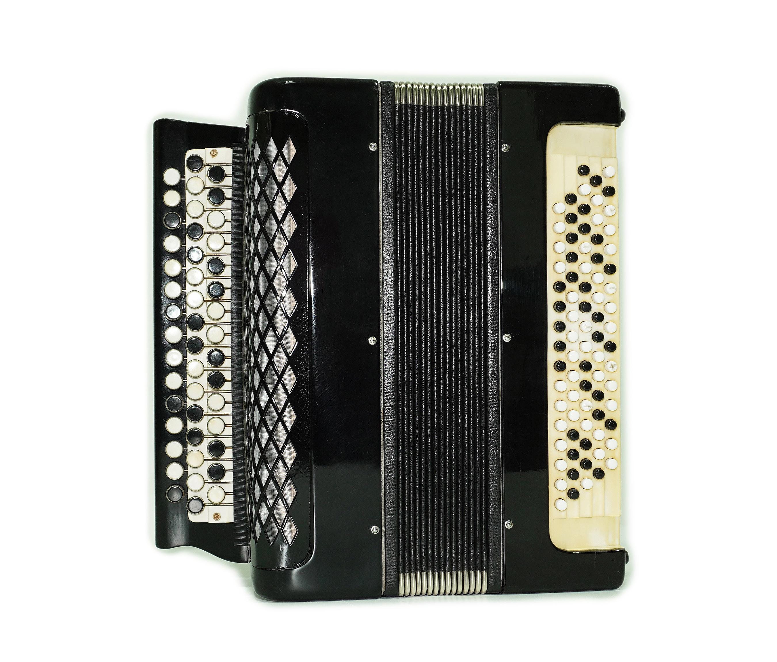 Russian button accordion - Etsy 日本