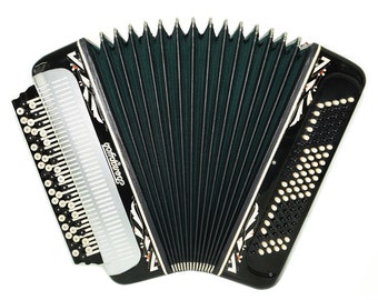 Russian Bayan Belarus Button Accordion, Original Soviet Bayan Accordion, 3 Rows 100 Bass, New Straps and Case for Gift, Wonderful sound!