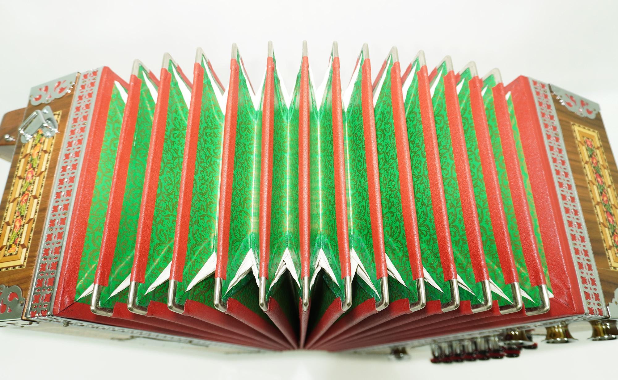 Close to New! Melodija Menges Slovenija Diatonic Harmonica Button