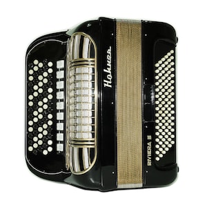 Hohner Riviera III C Griff Lightweight 5 Row Button Accordion 96 Bass made in Germany, with original straps