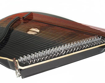 リヴィウ・バンドゥーラ レバー付き 63弦 民族楽器 チェルニギフタイプ