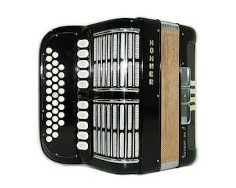 ドイツ製のヴィンテージ Hohner アコーディオン、オリジナルの