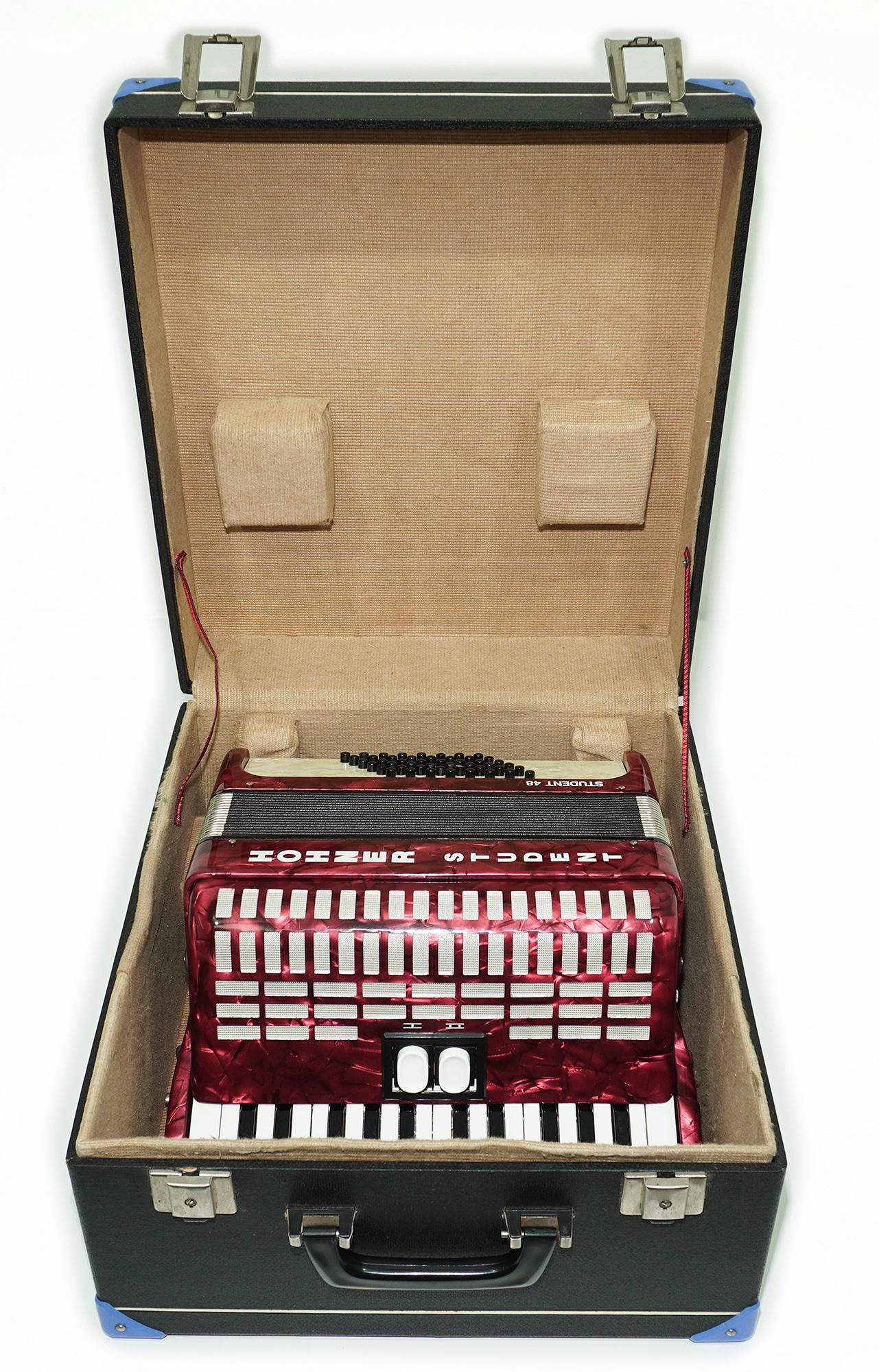 HOHNER Student 48 Bass Lightweight Piano Accordion, German