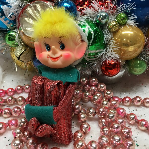 Vintage Christmas Elf rodilla Hugger metálico rojo Retro mediados de siglo