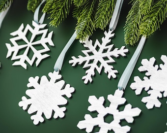 Snowflake Ornaments, Set of 8, Christmas Tree