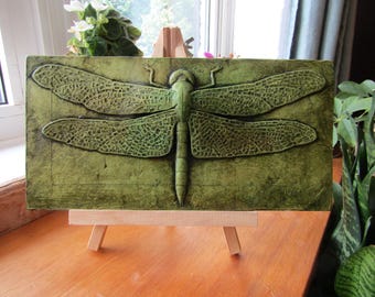 Libelle im altägyptischen Stil – Wandbild für Ruhe und Meditation