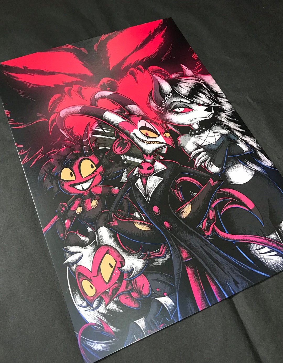 ヘルヴァ・ボス I.M.P ギャング アートプリント：ダークオルタナティブ