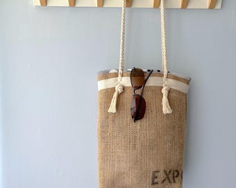 Bolsa de yute de arpillera reciclada sostenible, bolsa de playa de yute con granos de café de Honduras, saco de arpillera reciclada con granos de café de Honduras, patchwork.