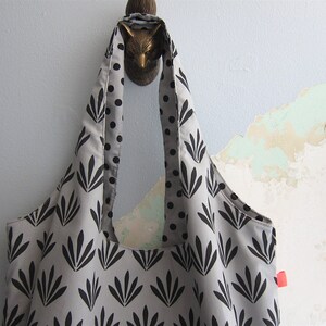 Errands bag, fabric market bag, reusable grocery bag, eco-friendly errands tote bag - Black and grey leaves