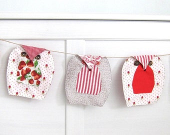 Owls Bunting (5), Baby Shower Garland, Owl Nursery Bunting, Strawberry Picnic Owls Bunting, Owl Garland