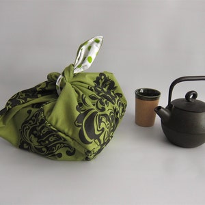 Lunch bag, Azuma bag, Bento bag, Japanese lunch bag, Tenugui bag, Furoshiki bag - Green and black paisley floral - Small