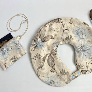 Set of 2 - Travel neck pillow bag with zipper & passport case, travel neck pillow stuffer - Blue floral on beige