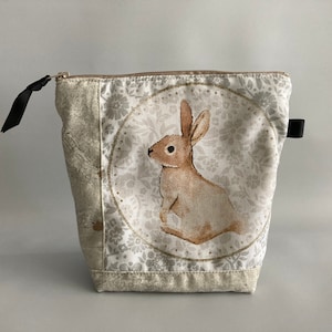 Étui lapin, Trousse de toilette légère lapin, pochette cosmétique légère, étui voyage, trousse voyage, pochette maquillage - Lapin